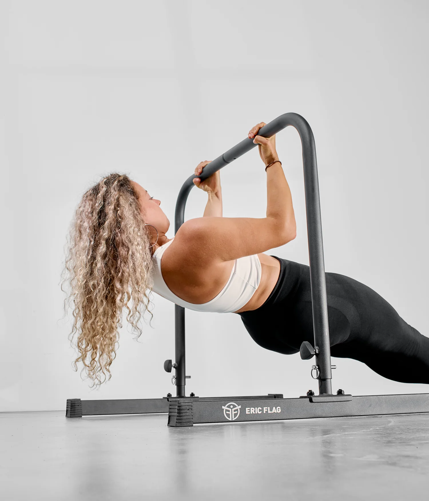 Levitate Bar - Image 6